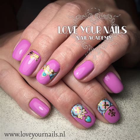 Manicure Nails Naildesign Gelnails Nailsmagazine Gellac