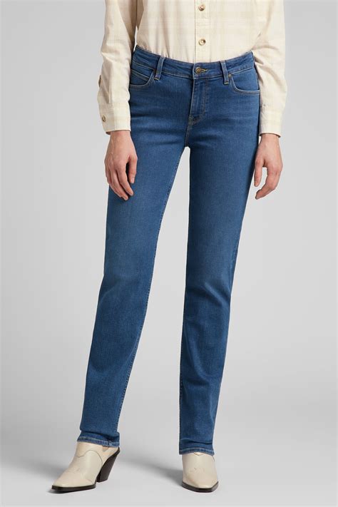 Marion Straight Mid Ada fra Lee hos Companys | companys.no