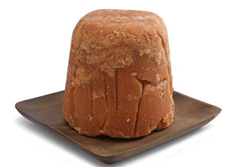 Solid Refined Pure Organic Sugercane Jaggery Shape Round At Rs Kg