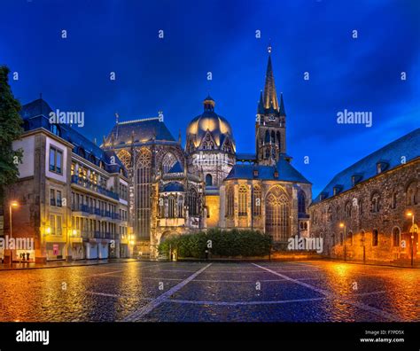 Aachen Cathedral, North Rhine-Westphalia, Germany Stock Photo - Alamy