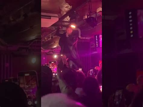 Here S Sex Pistols Tearing Up Club London Nearly Years After Their Last Visit Chords