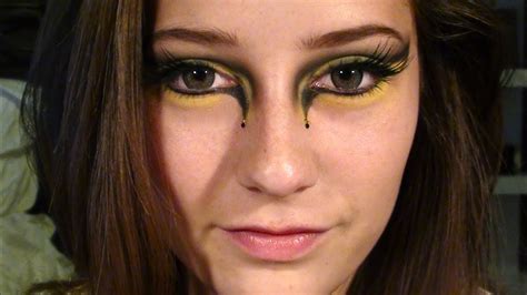 Queen Bee Costume Makeup | Saubhaya Makeup