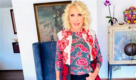 Foto Laura Bozzo posa en bikini a los años