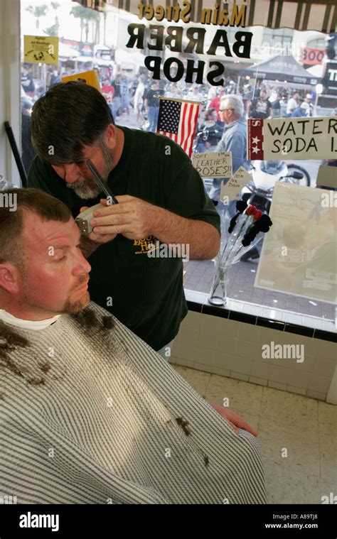 Daytona Beach Floridamain Streetbarber Shopconsumerbike Week