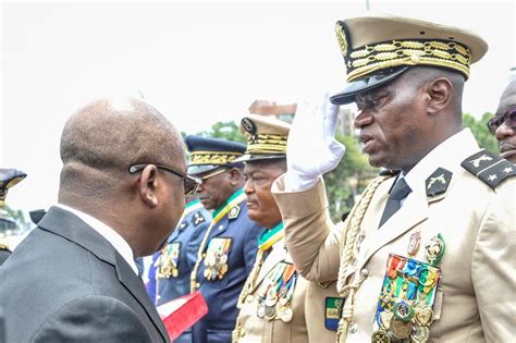 Generalul Oligui Nguema Liderul Juntei Militare Din Gabon Va Fi