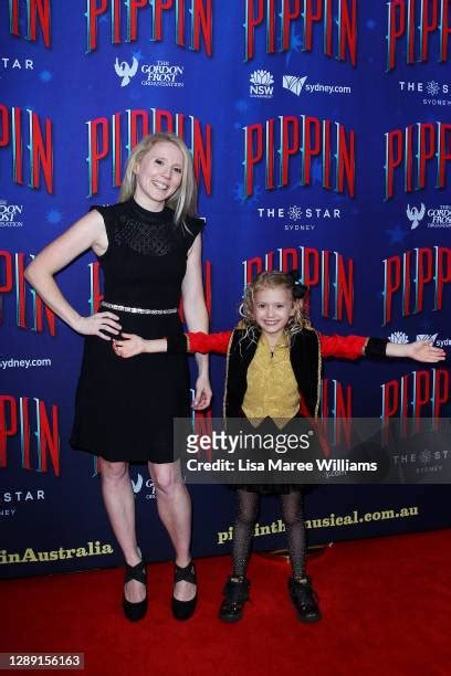 10 Hot Sexy Nikki Webster Bikini Pics