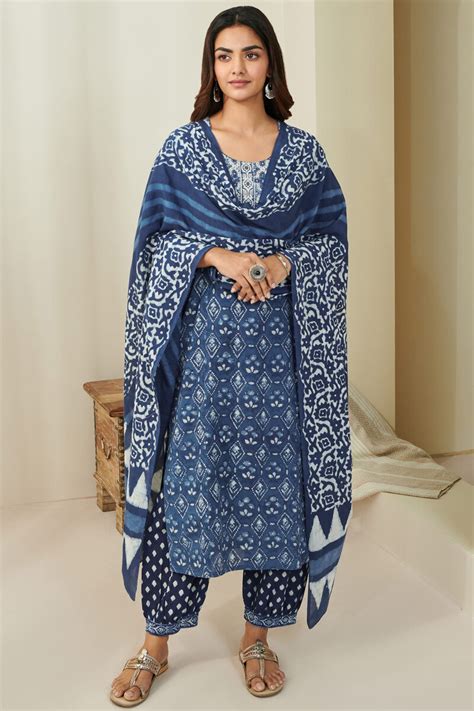 Buy Indigo Hand Block Printed Cotton Mul Dupatta For Women FGD22 332