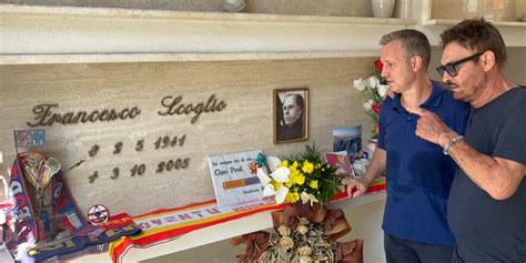 Lipari Totò Schillaci rende omaggio al professore Scoglio Giornale