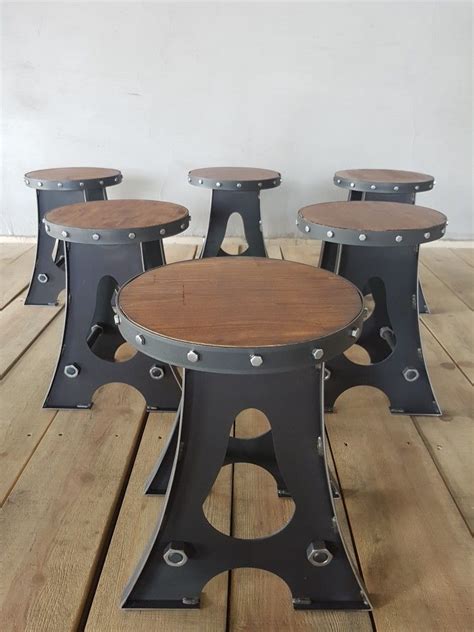 Мебель из стали в индастриальном стиле