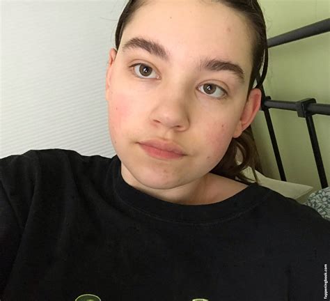 HinaToy Nude OnlyFans Leaks Fappening FappeningBook