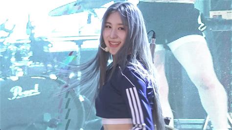 이채연 Lee Chaeyeon Let s Dance 클라이맥스 직캠 4K세로 TROIKA 축제 2023 09