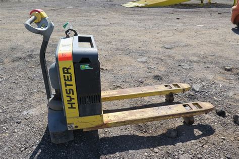 Hyster Electric Pallet Jack (Works See Video) - Oahu Auctions