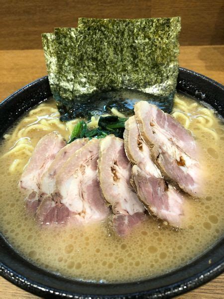 『チャーシュー麺中盛1000円、硬め濃いめ』横浜ラーメン 弐七家 弥生台店のレビュー ラーメンデータベース