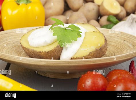 Kartoffeln Mit Quark Hi Res Stock Photography And Images Alamy