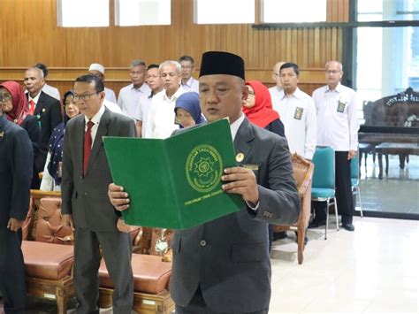 Pengambilan Sumpah Jabatan Dan Pelantikan Sekretaris Pengadilan Tinggi