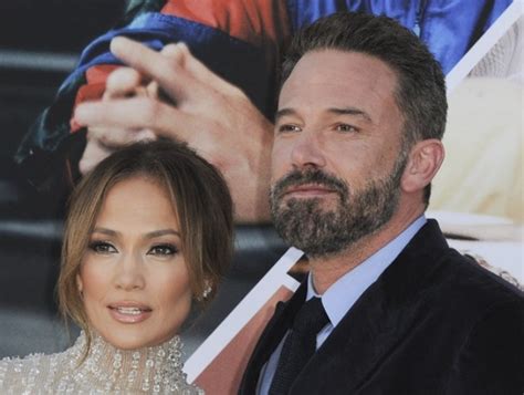 ジェニファー・ロペスと離婚のベン・アフレック「どこにも行かない」と婚約指輪に刻んでいた 2024年8月23日 エキサイトニュース