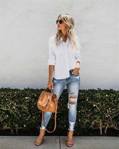 Blusa Blanca Blue Jeans El Outfit Atemporal Perfecto Effortless Chic