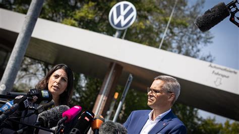 Volkswagen Vw Betriebsrat Und Ig Metall Wollen Werksschlie Ungen