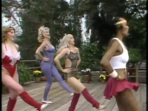 Pussy Slip At 14 06 Nude Video On YouTube Nudeleted