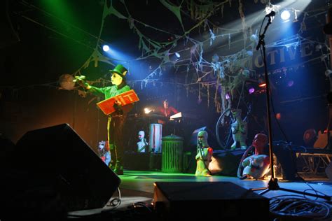 Mmmbling Around Alien Sex Fiend Acid Bath