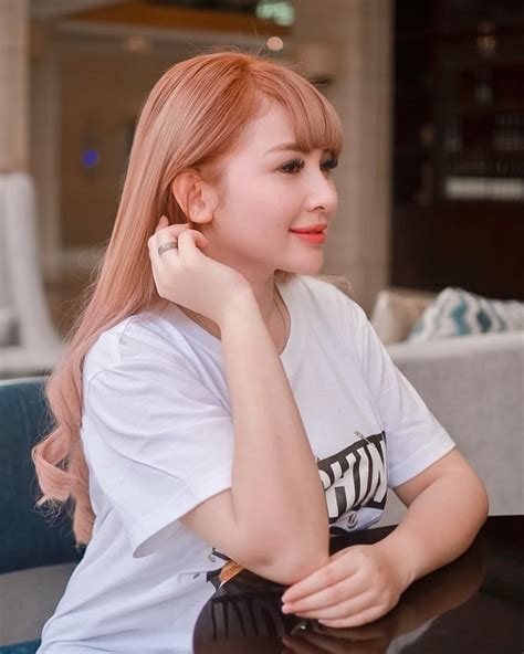 Hot Sexy Asia Hot Sexy Asia Foto Selebgram Indo Winny Putri Lubis