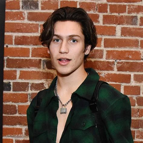 10 Fakten über TikTok-Star Chase Hudson aka Lil Huddy | BRAVO