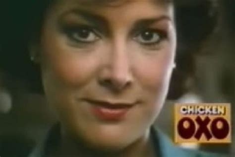 Hot Sexy Lynda Bellingham Bikini Pics