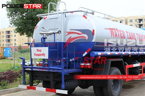 Hot Selling Isuzu Giga Wheeler Liters Water Truck On Sale In