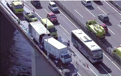 Acidente na Ponte Rio Niterói deixa duas pessoas gravemente feridas