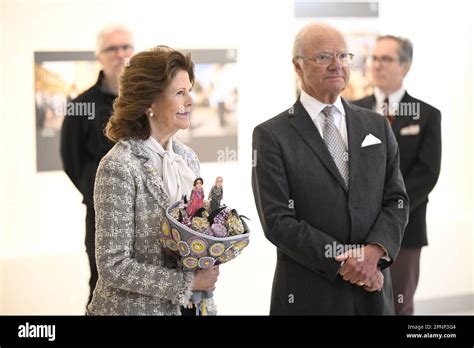 Schwedens König Carl XVI Gustaf und Königin Silvia im Blekinge Museum