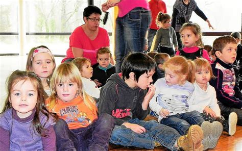 École Guéhenno On danse au P tit bal breton Le Télégramme