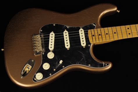 Fender Bruno Mars Stratocaster Mars Mocha (SN: US23069105) | Gino Guitars