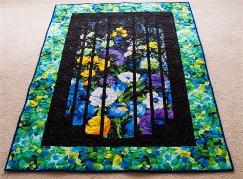 Bright And Vivid Fractured Floral Panel A Bouquet That Will Last Panel Quilt Patterns Quilt