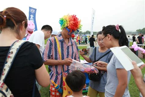 嗨翻今夏尽在一杯一酒，北京现代与你共燃激情！搜狐汽车搜狐网