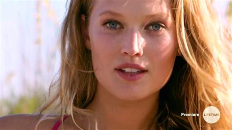 Naked Toni Garrn In Oscar Pistorius Blade Runner Killer