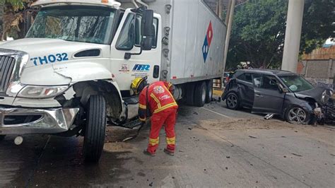 Dos Lesionados Deja Choque En Bulevar Hermanos Serd N