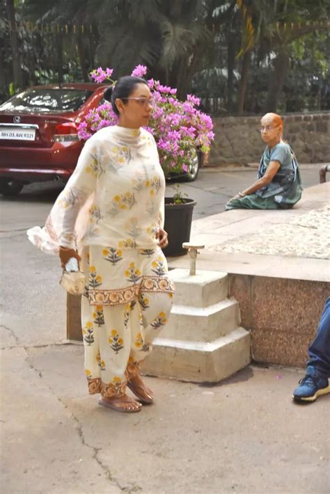 Nitesh Pandey Funeral Rupali Ganguly Yesha Rughani And Others Attend