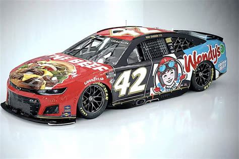 Wendy S ‘where S The Beef’ Returns Daytona 500 Marketing Ad Age