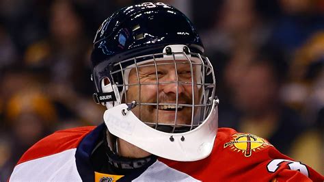 Former NHL goalie Tim Thomas says concussions 'changed my life ...