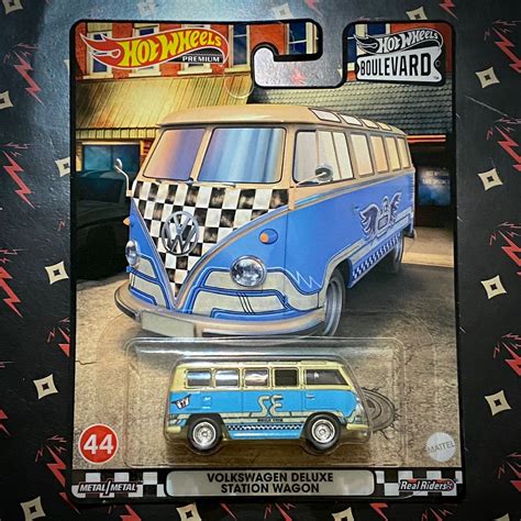 Hot Wheels Volkswagen Deluxe Station Wagon Hotwheels Boulevard Hobbies Toys Toys Games On