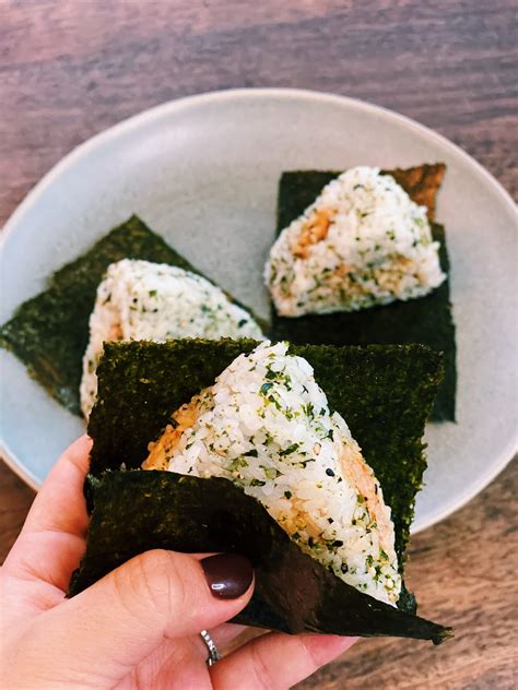 Tuna Yaki Onigiri Creamy Tuna Rice Balls Tiffy Cooks