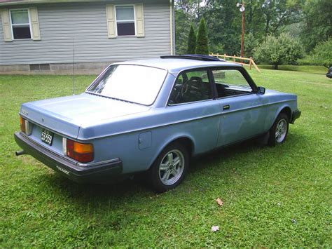 5k 1983 Volvo 242 Thorsday Smurfbil Dailyturismo