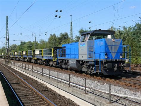 V104 der Ruhrtalbahn in Bochum Langendreer West am 11.9.2008 ...