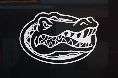 Black and White Gator Logo - LogoDix