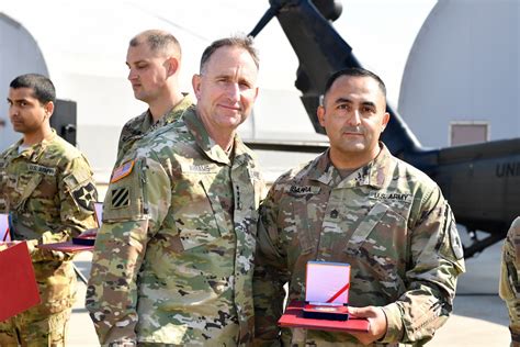 USFK Commander awards Soldiers for efforts against wildfire | Article | The United States Army