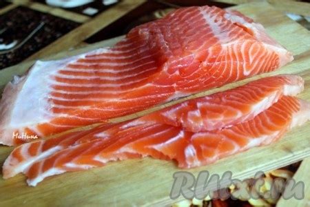 Слабосолёная форель в домашних условиях: 8 фото в рецепте