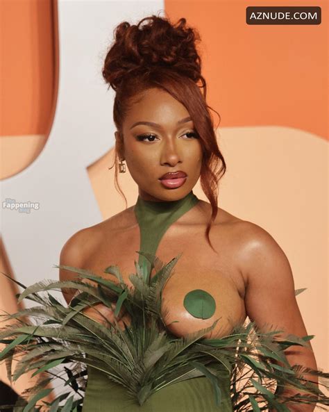 Megan Thee Stallion Stuns Sexy Shows Off Her Hot Boobs At The Vanity Fair Oscar Awards In
