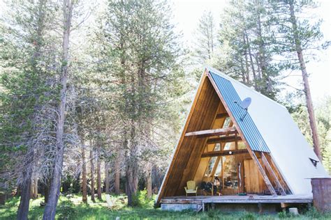 12 Cozy Cabins To Consider For Your Next Vacation Living In A Shoebox