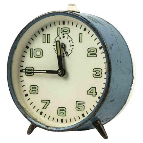 Alarm Clocks 274 For Sale On 1stdibs Vintage Alarm Clocks Antique