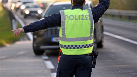 Vertrauen Ist Gut Verkehrs Kontrolle Ist Besser Deutsche Wollen